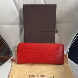 Louis Vuitton Vibrant Red Wallet with box and bag!